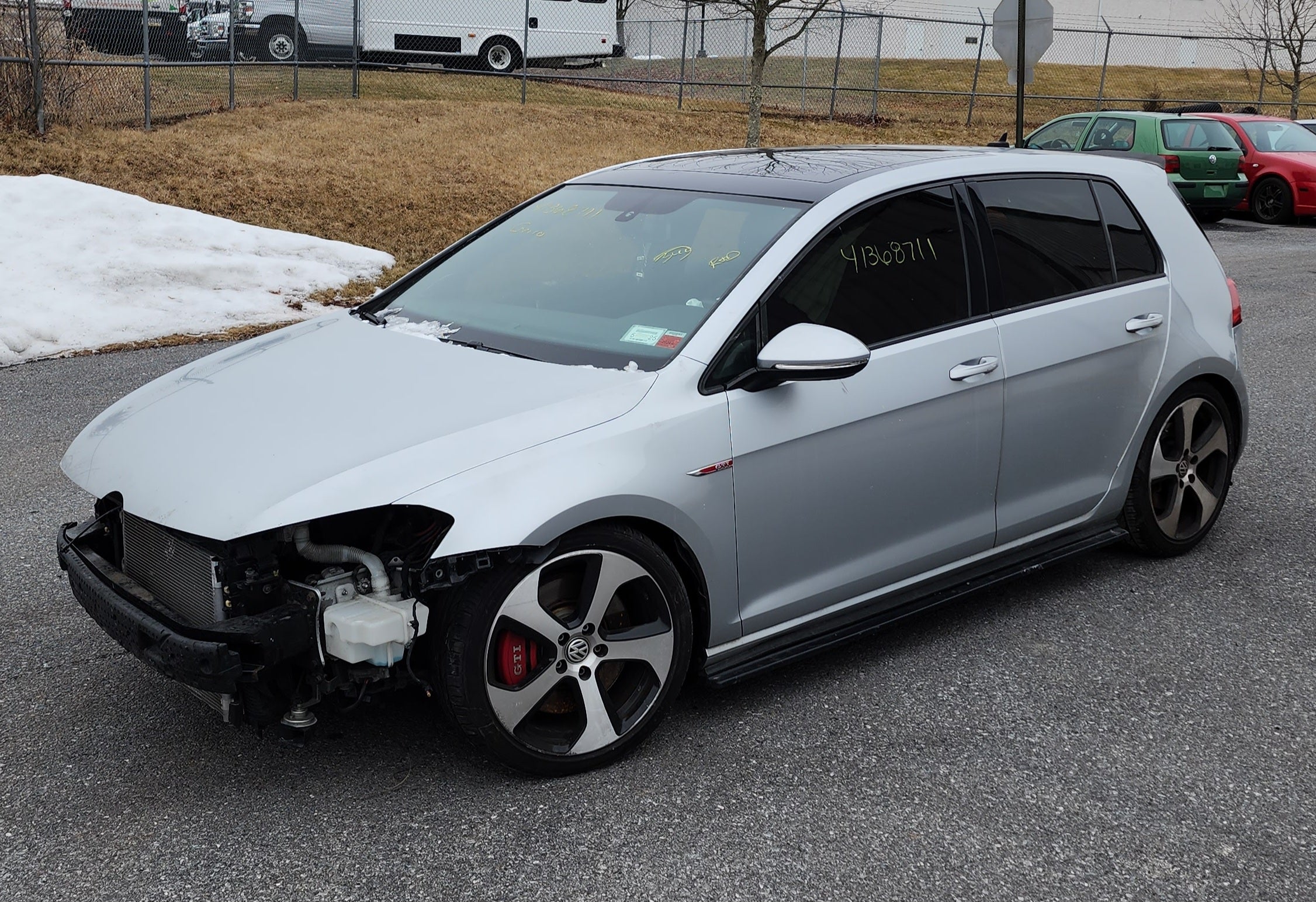 Volkswagen Golf ターボ　ダークパープル Volkswagen Golf ターボ ダークパープル