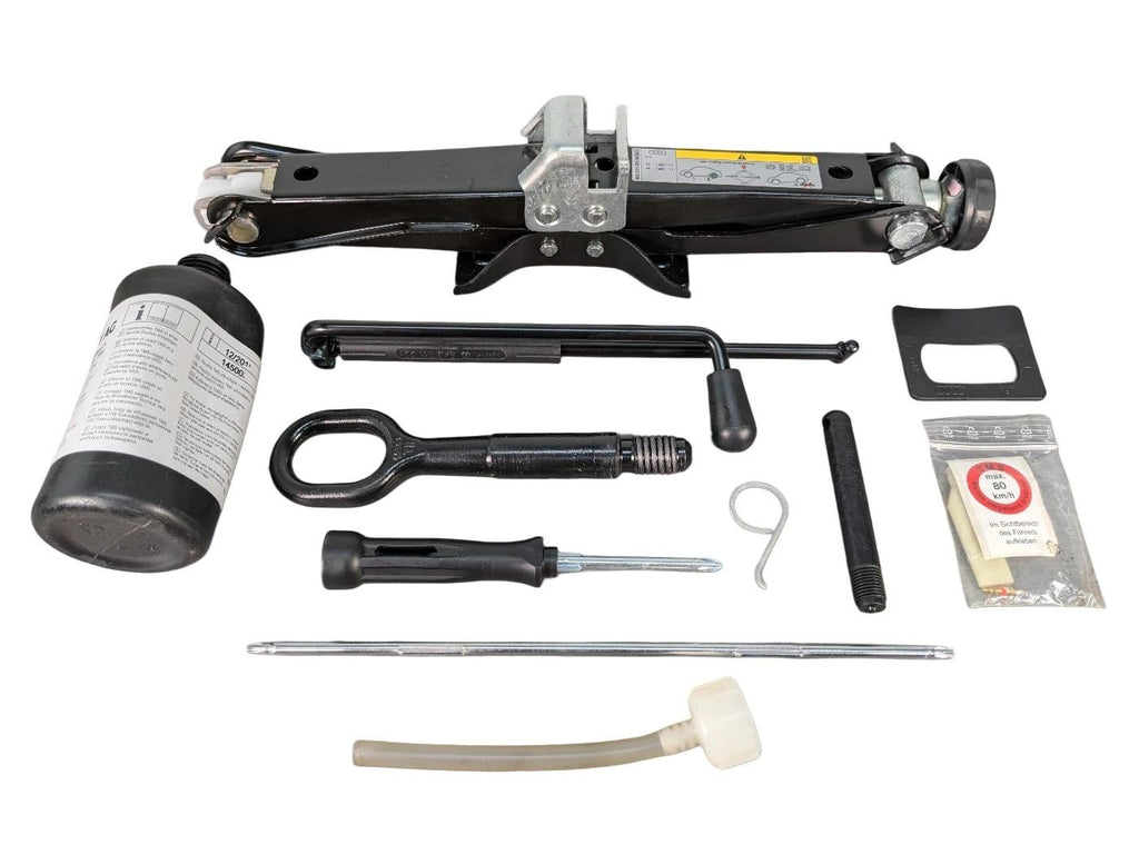 Audi ページ RS5 Roadside Tool Kit || One Love Auto Group - Used VW Parts