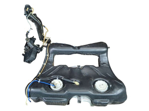 2004 VW Golf R32 - L131076 – One Love Auto Group