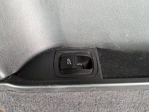 Door Panel - Left Front - Cayenne